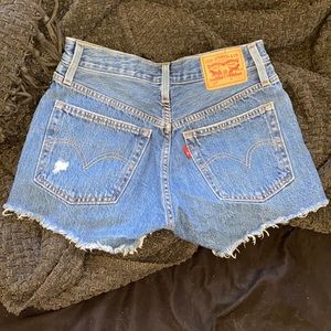 Womens original Levi’s 501 shorts